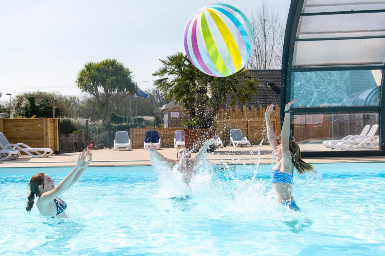 Camping Les Carolins Saint-Lo-d'Ourville Extérieur photo